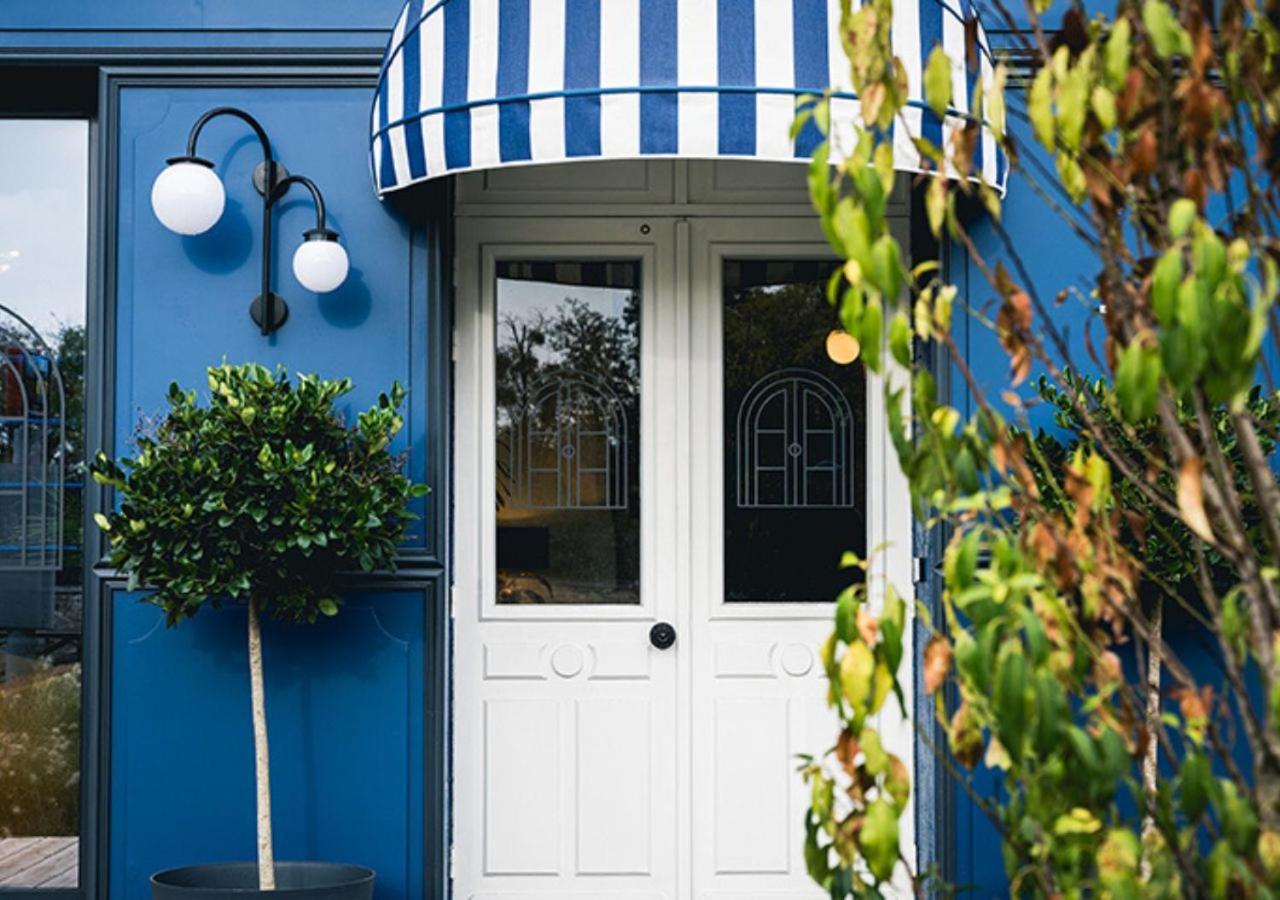 Hotel Saintchristophe Houdan Exterior photo